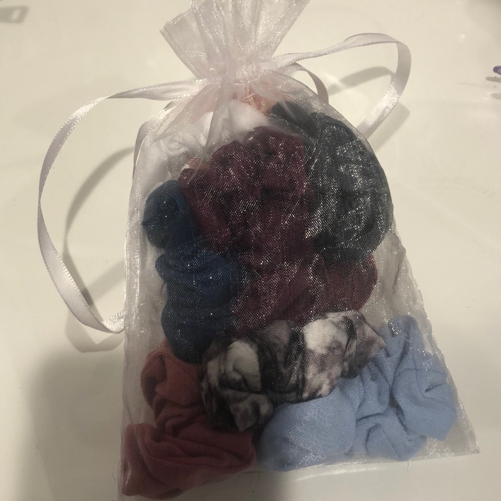 Pack of 9 Scrunchies